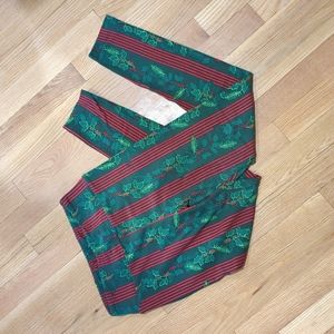 LuLaRoe Christmas Holly Berry Leggings - OS